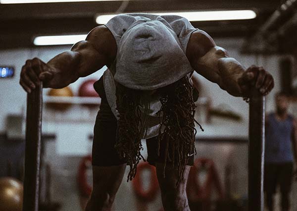 Renforcement Musculaire Femmes : Programme Complet sans Prendre de Volume